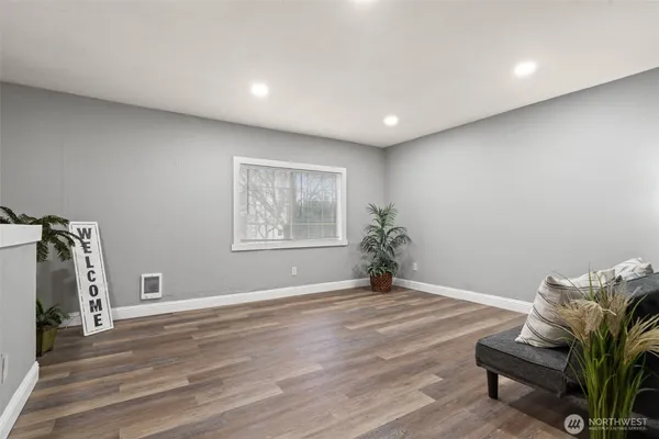 $699,000 | 615 Martin Luther King Junior Way, Tacoma, WA 98405