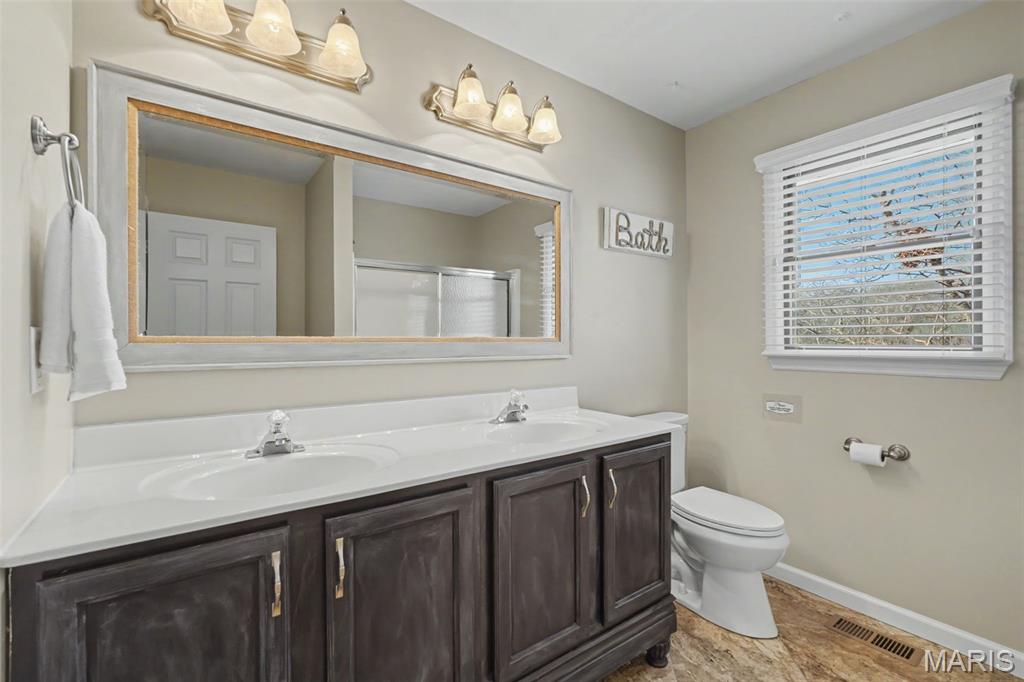 142 South Kings Road Marthasville, MO 63357 - Photo 18 of 47