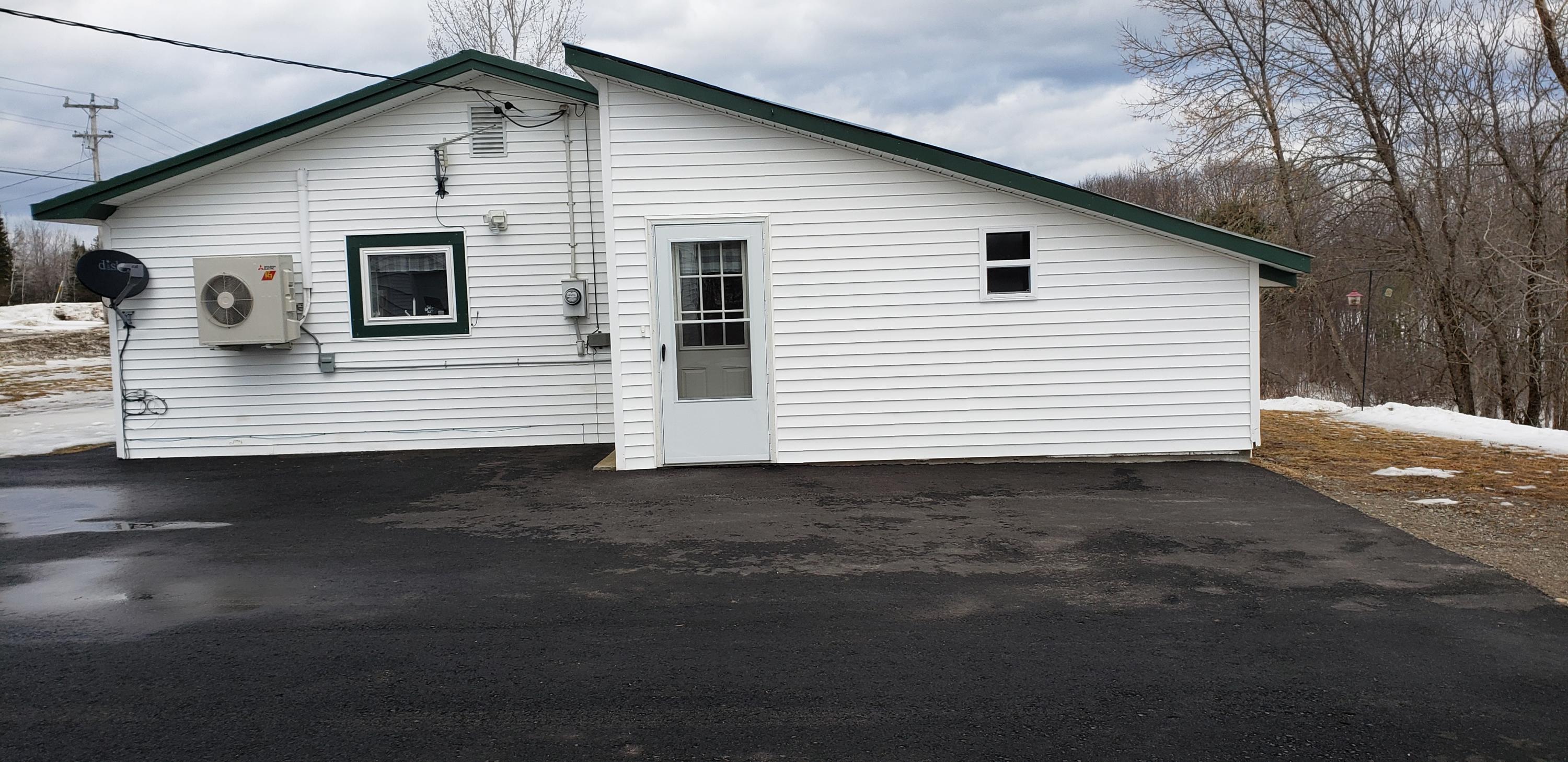 781 North Chester Road Lincoln, ME 04457 - Photo 8 of 74 781 N. Chester Road (125)