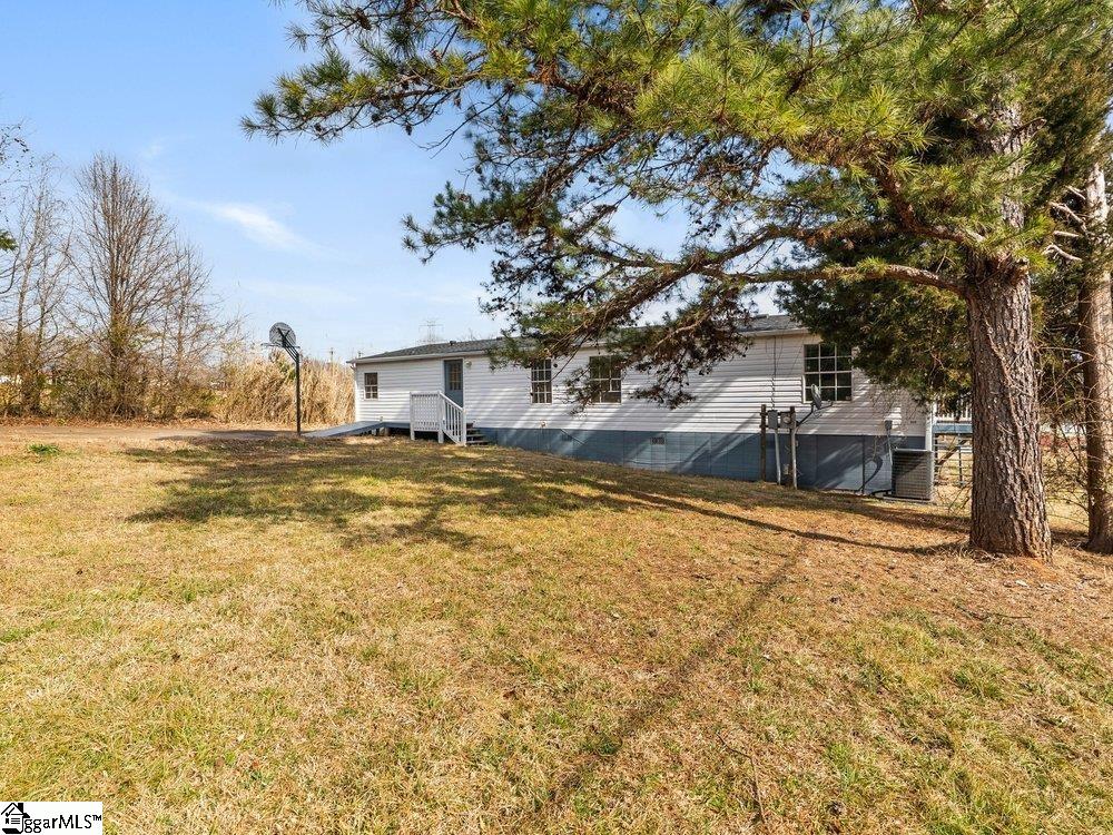 335 Groce Meadow Road Taylors, SC 29687 - Photo 33 of 36 Gallery Image 33