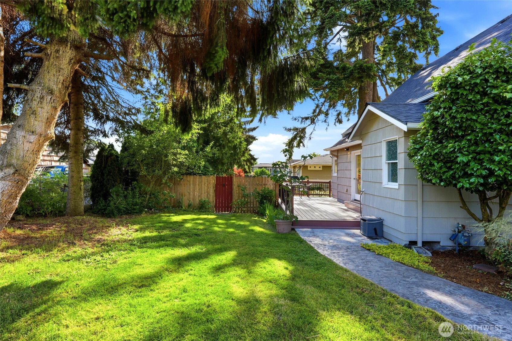 1609 Goat Trail Road Mukilteo, WA 98275 - Photo 25 of 40