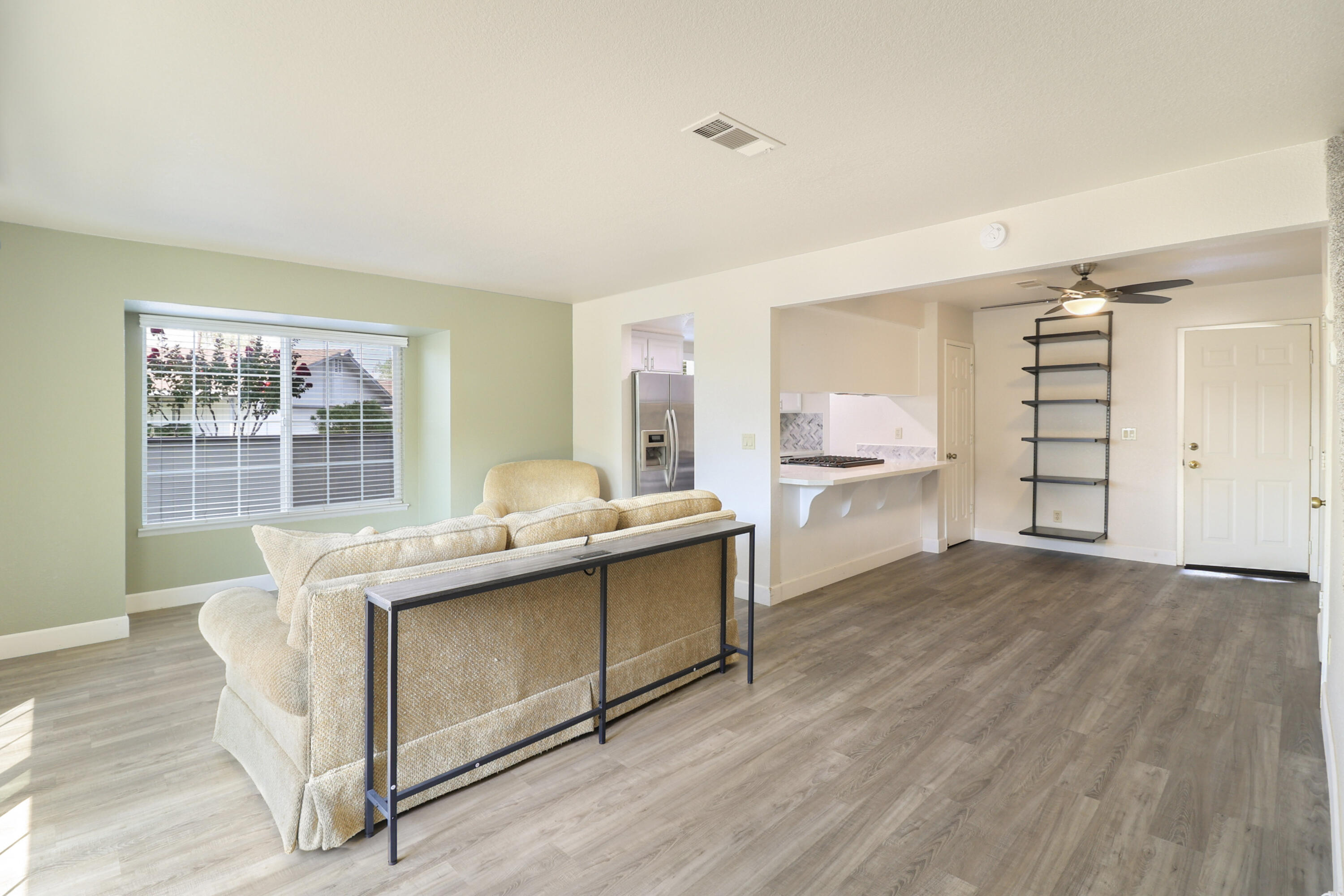 200 Ridgetop Drive, Unit 4 Redding, CA 96003 - Photo 15 of 34 15-02