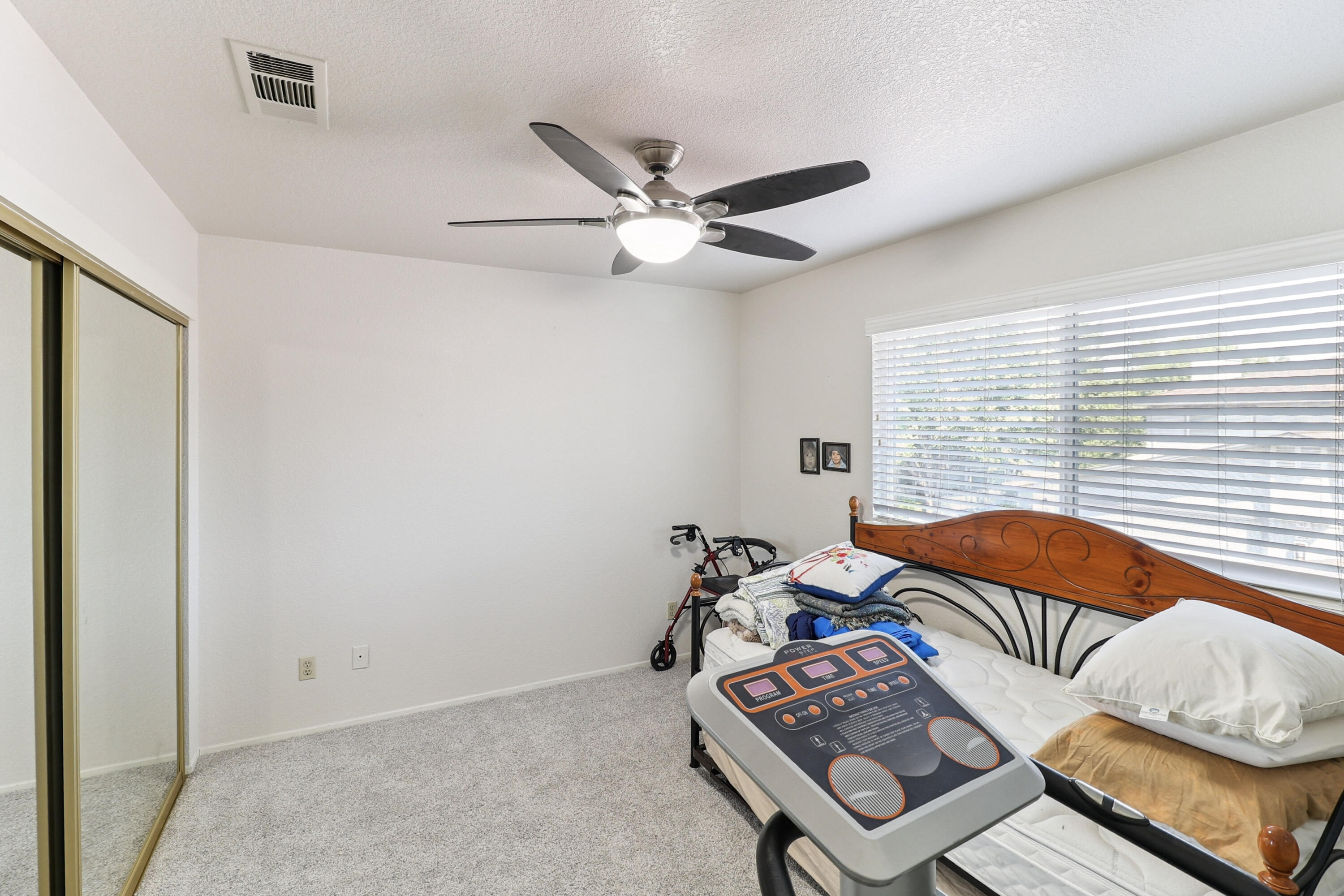 200 Ridgetop Drive, Unit 4 Redding, CA 96003 - Photo 22 of 34 22-06