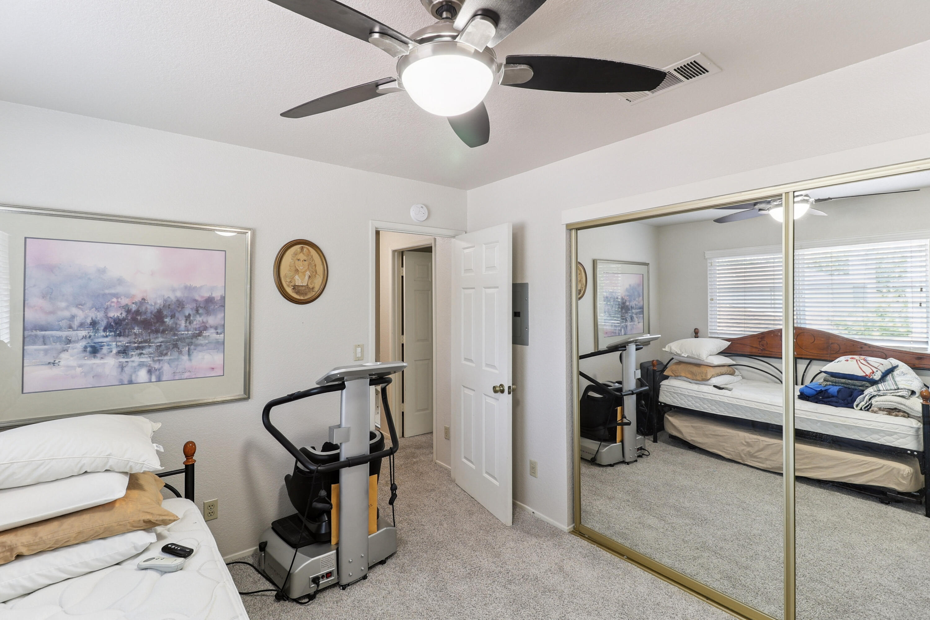 200 Ridgetop Drive, Unit 4 Redding, CA 96003 - Photo 24 of 34 24-07