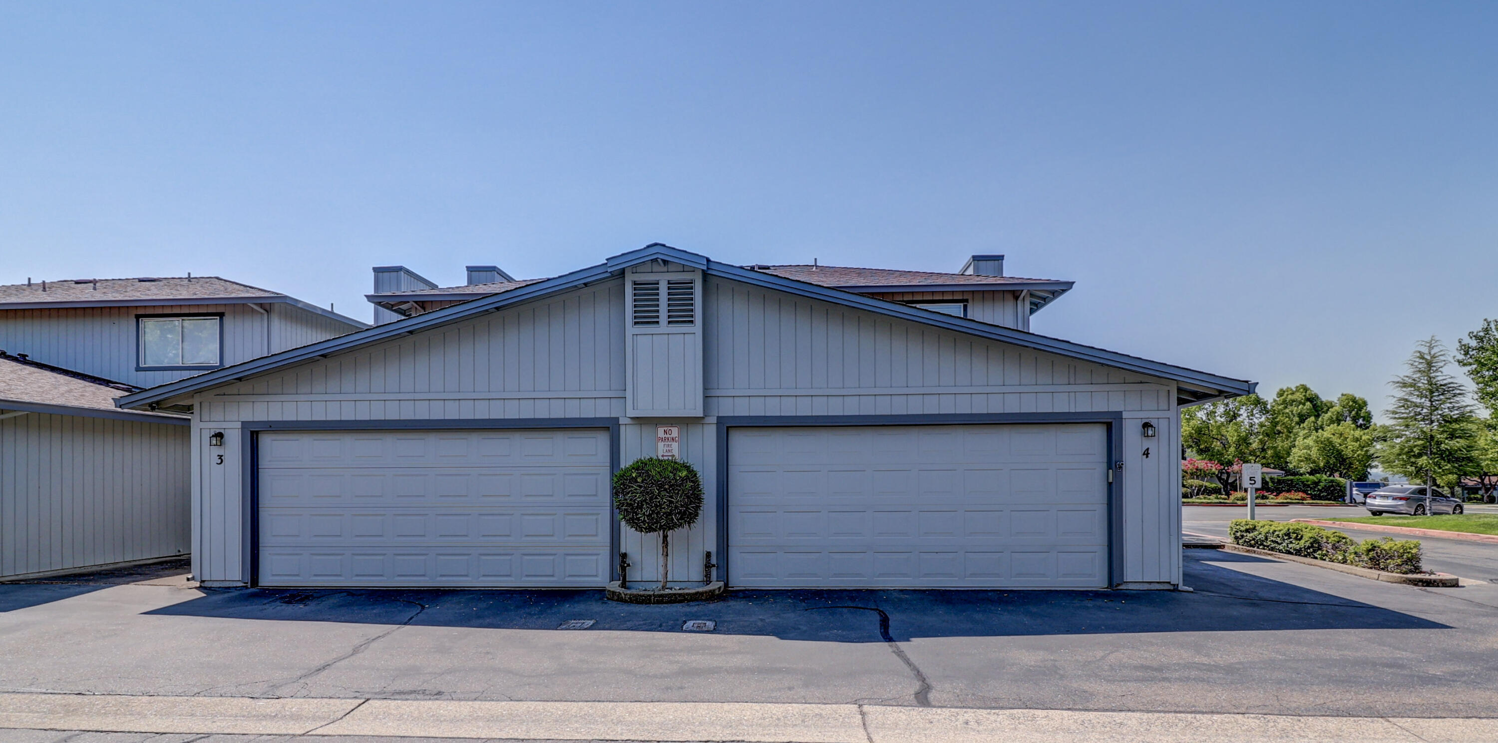 200 Ridgetop Drive, Unit 4 Redding, CA 96003 - Photo 31 of 34 31-IMG_9403_4_5_6_7