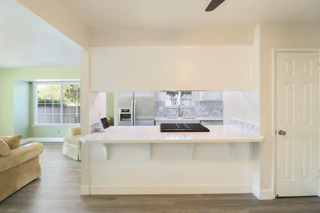 $270,000 | 200 Ridgetop Drive, Unit 4, Redding, CA 96003