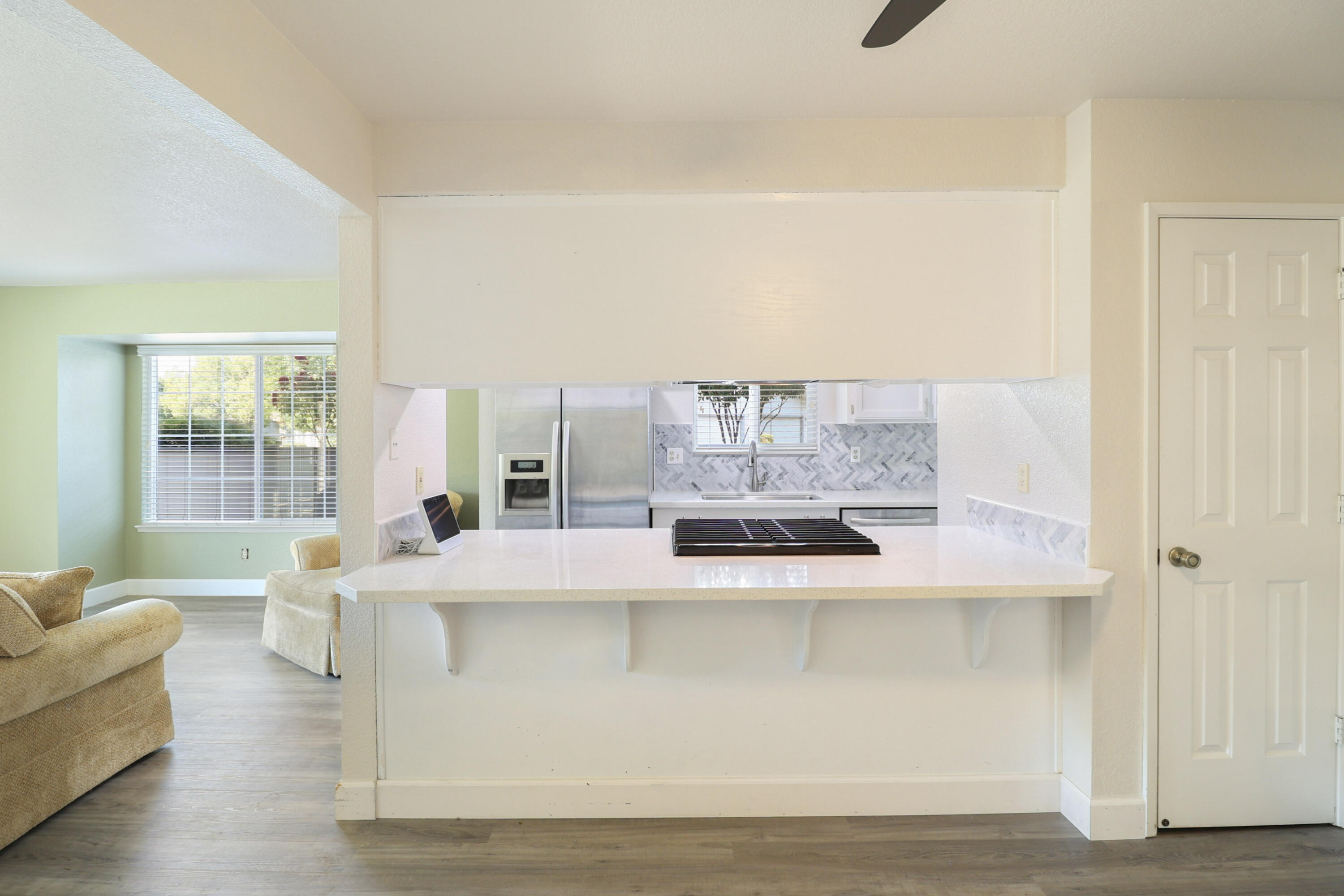 200 Ridgetop Drive, Unit 4 Redding, CA 96003 - Photo 9 of 34 9-04