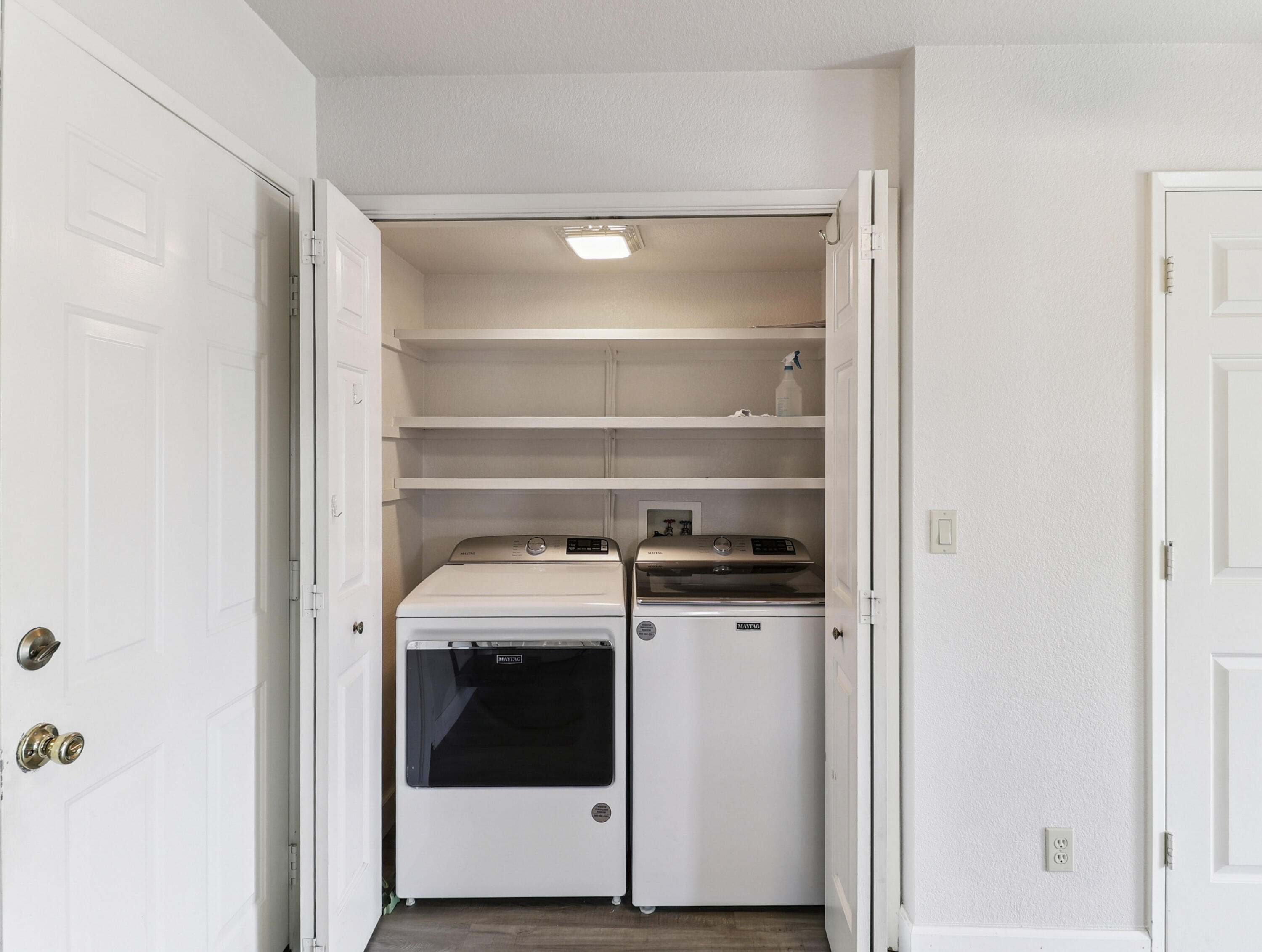 200 Ridgetop Drive, Unit 4 Redding, CA 96003 - Photo 10 of 34 10-13