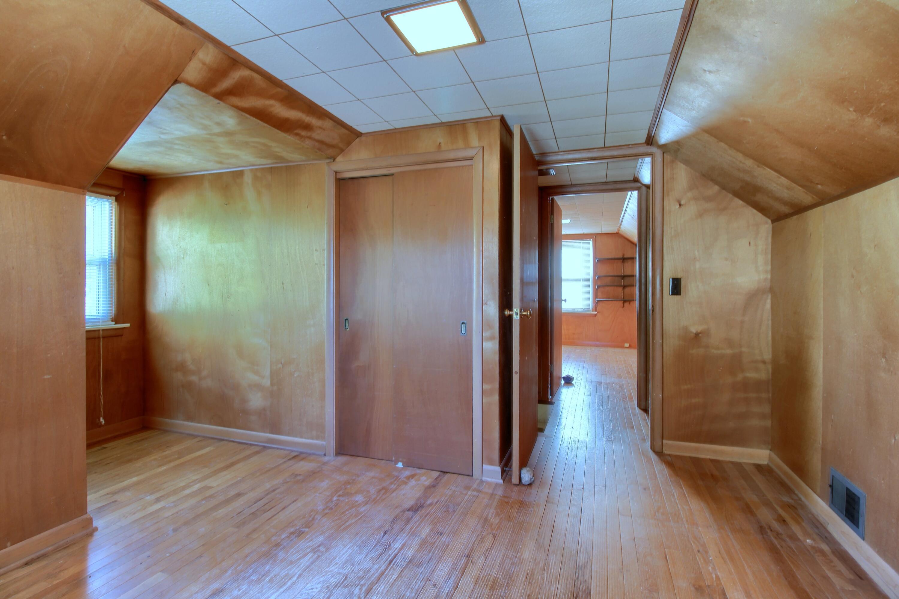 3389 Beaumont Road Ann Arbor, MI 48105 - Photo 26 of 35 23-2nd-Bedroom-2nd-View
