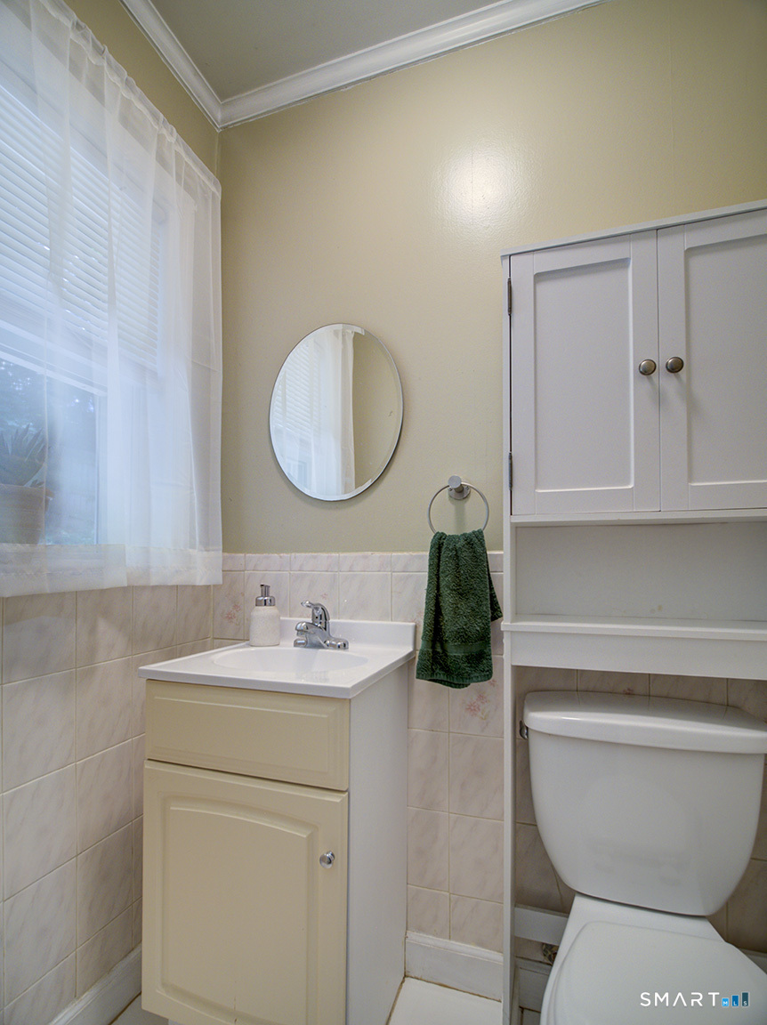 57 Buckingham Street Meriden, CT 06451 - Photo 14 of 35