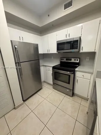 $2,300 | 7200 Northwest 114th Avenue, Unit 111, Doral, FL 33178