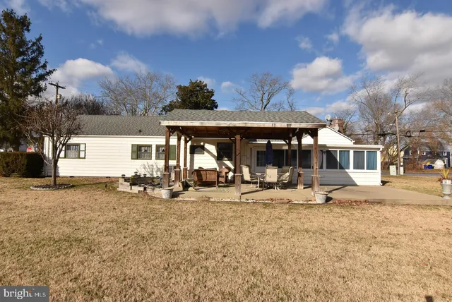 $310,000 | 521 West Locust Street, Seaford, DE 19973