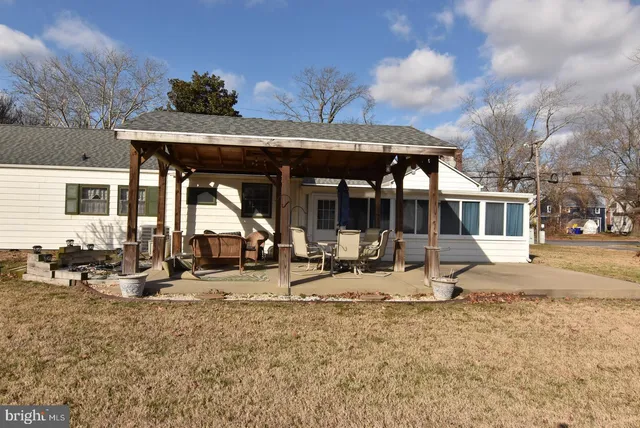 $310,000 | 521 West Locust Street, Seaford, DE 19973