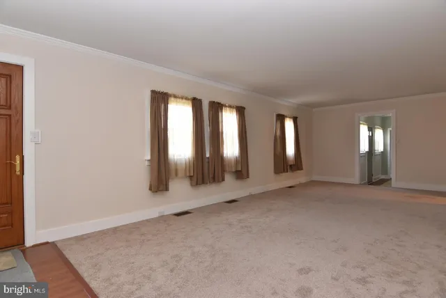 $310,000 | 521 West Locust Street, Seaford, DE 19973