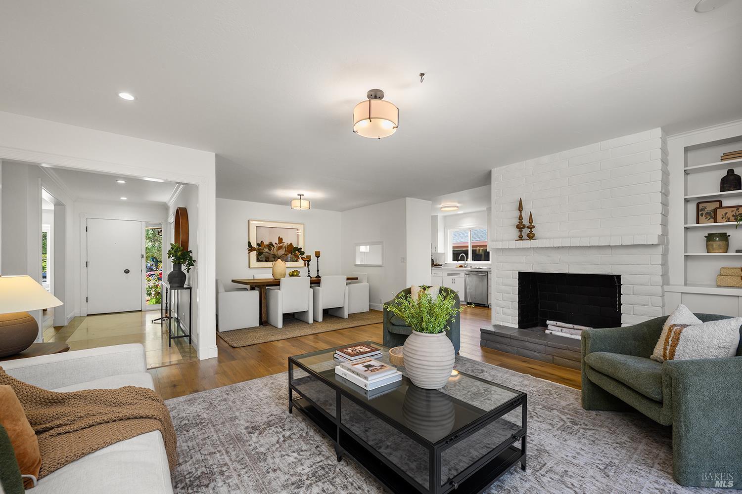 8 Harding Drive Novato, CA 94947 - Photo 16 of 35