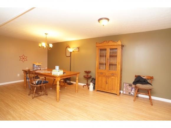 2186 State Line Road Lawrenceburg, IN 47060 - Photo 8 of 13 Gallery Image 8