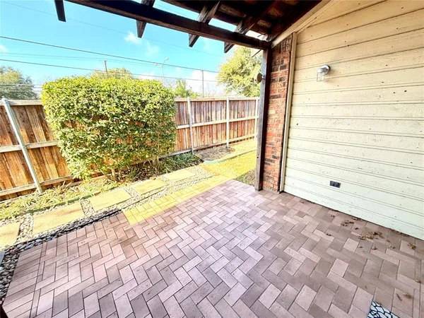 $2,050 | 2018 Tree House Lane, Plano, TX 75023