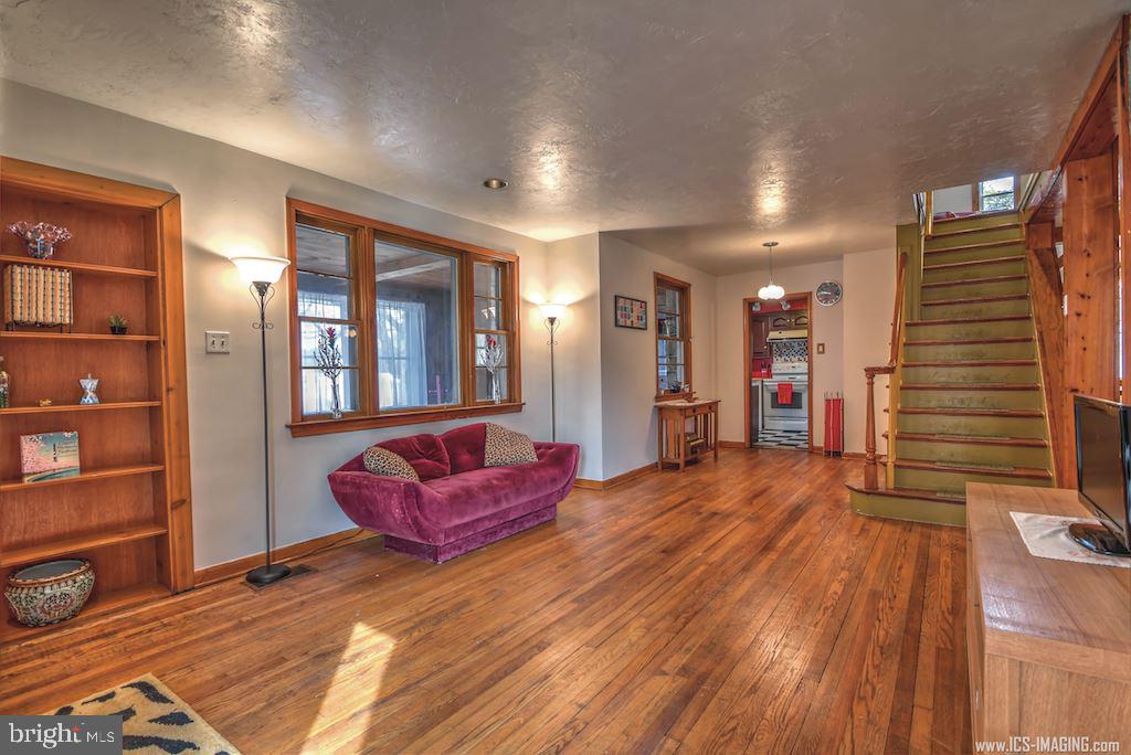 3029 Spring Road Carlisle, PA 17013 - Photo 7 of 24 Gallery Image 7