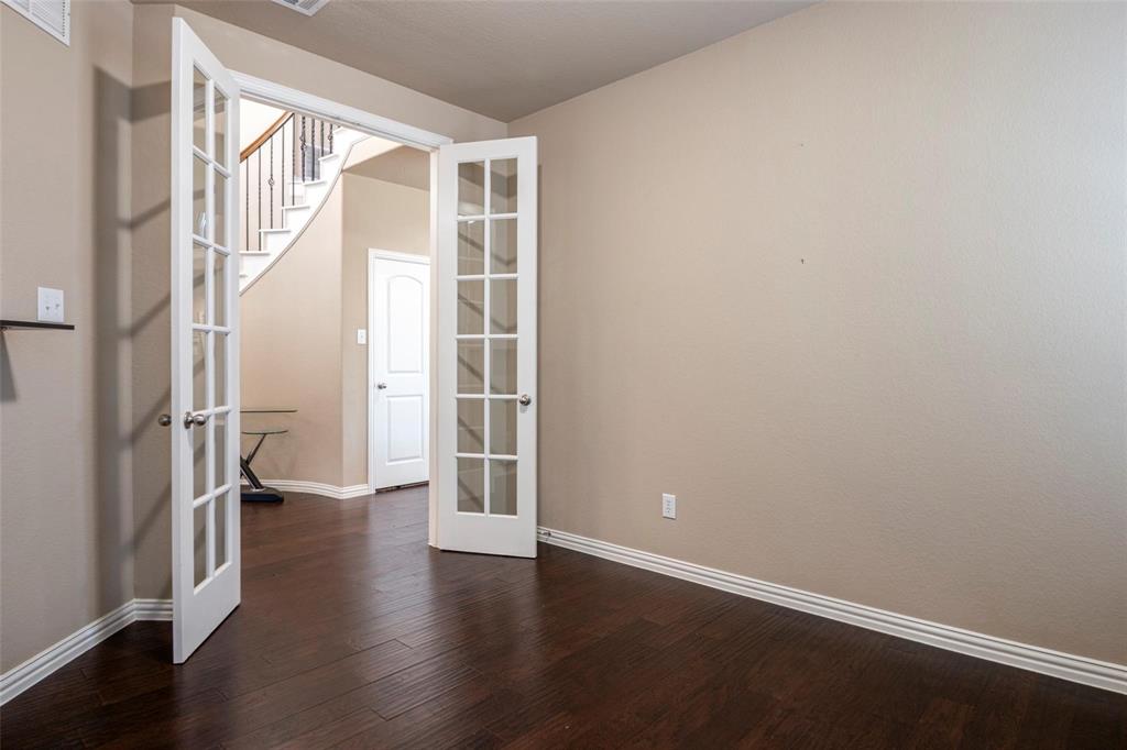 1398 Ranch Gate Lane Frisco, TX 75036 - Photo 11 of 36 study
