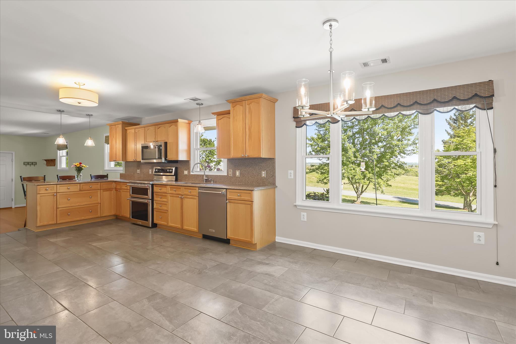 2616 Quebec School Road Middletown, MD 21769 - Photo 16 of 133 Dining Room - Eat-in Kitchen