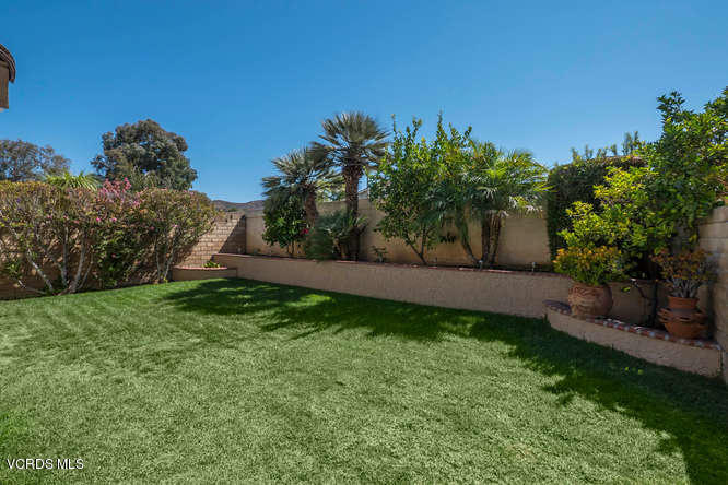40 Valley Crest Road Simi Valley, CA 93065 - Photo 37 of 38 a view of a yard