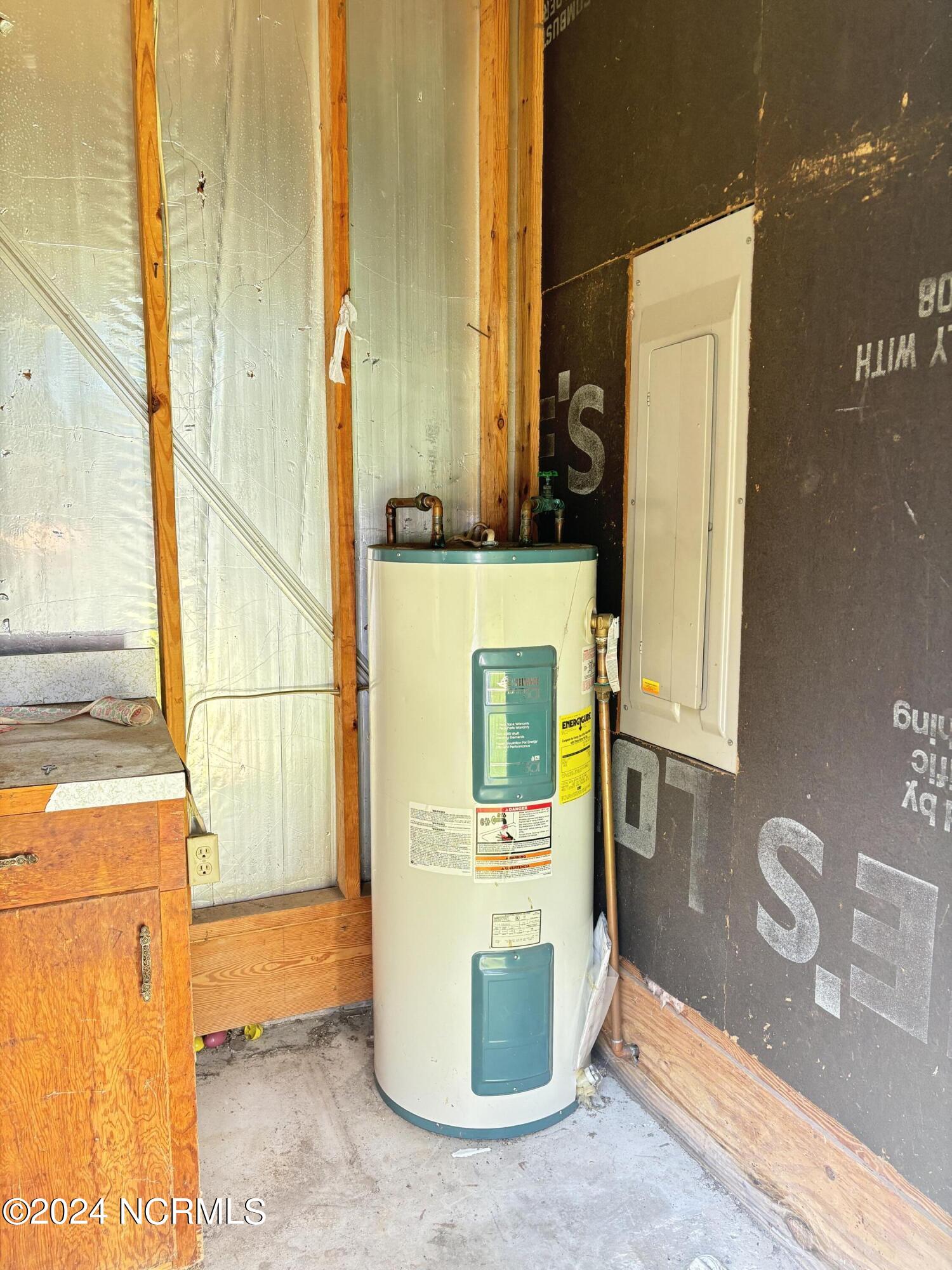 108 Oak Road Murfreesboro, NC 27855 - Photo 19 of 19 Electrical Room