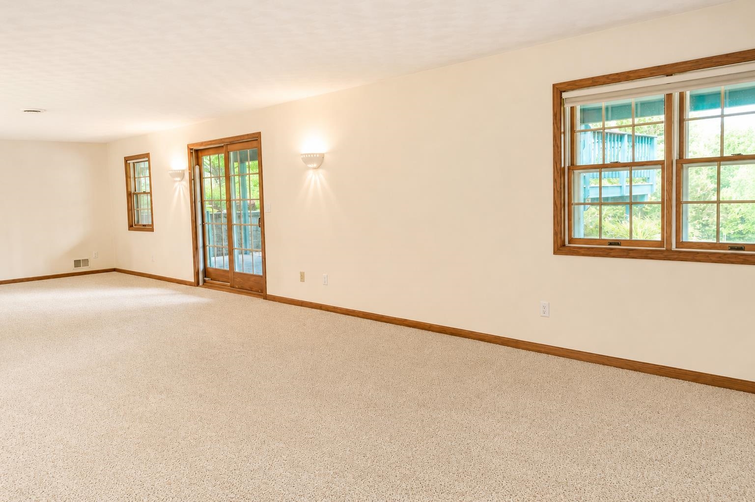 W9010 School Road Hortonville, WI 54944 - Photo 27 of 29