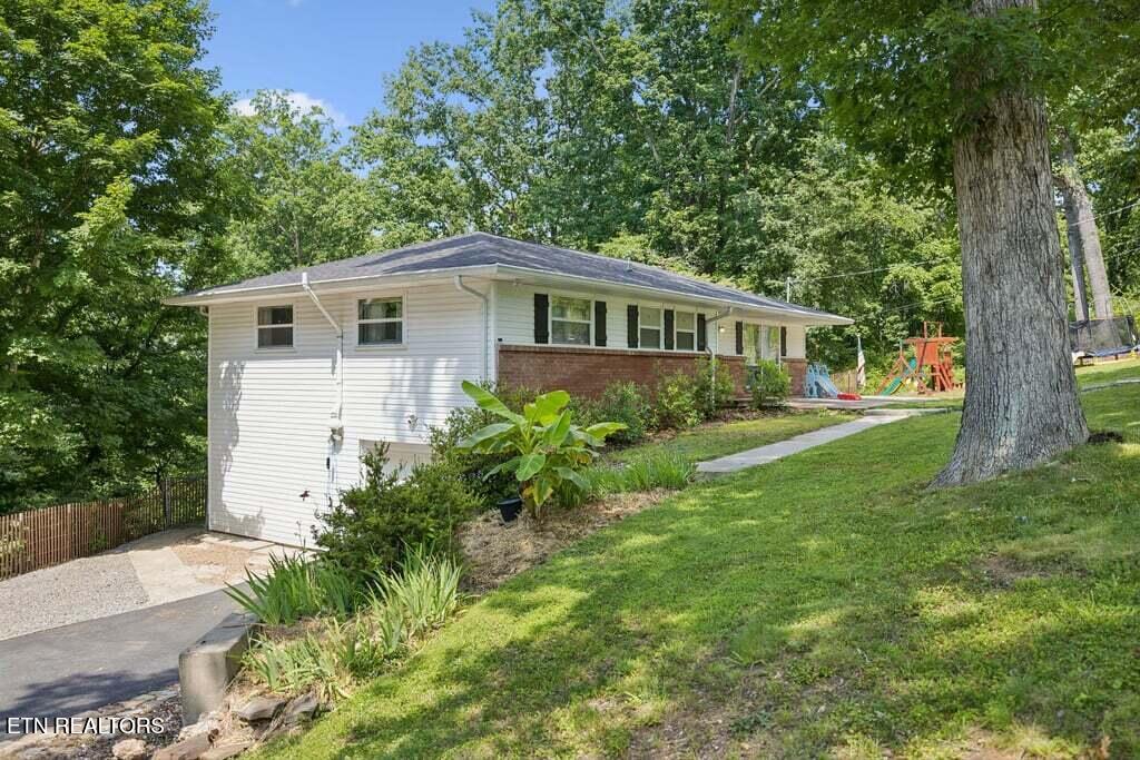 103 Morgan Road Oak Ridge, TN 37830 - Photo 7 of 54 3-103 Morgan Rd - 003