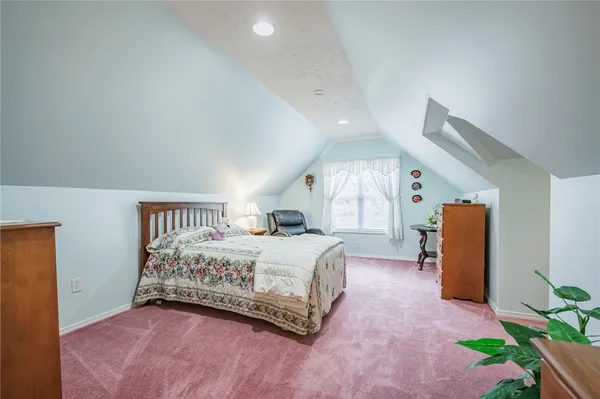 $619,900 | 2 Black Forest Drive, Ogden, NY 14559