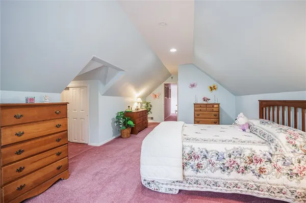 $619,900 | 2 Black Forest Drive, Ogden, NY 14559