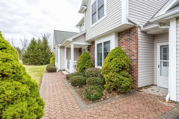 $619,900 | 2 Black Forest Drive, Ogden, NY 14559