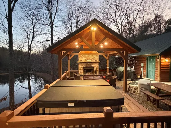 $695,000 | 35 Wunder Bear Ridge, Morganton, GA 30560