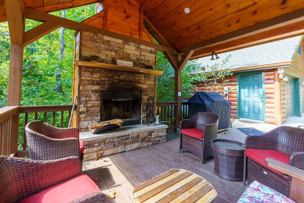 35 Wunder Bear Ridge Morganton, GA 30560 - Photo 13 of 39