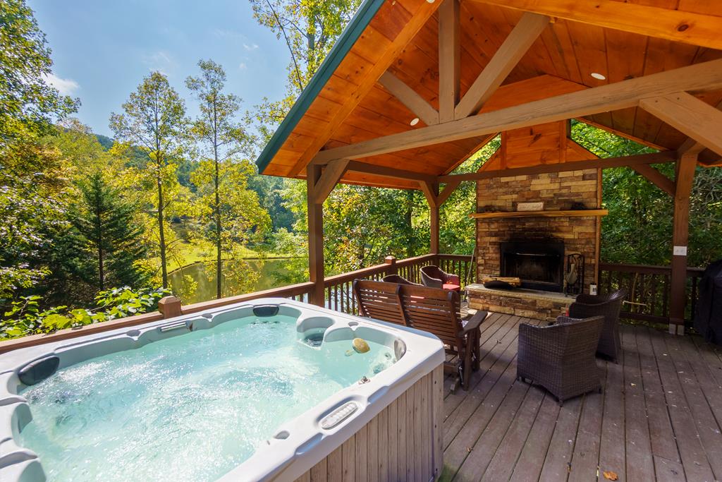 35 Wunder Bear Ridge Morganton, GA 30560 - Photo 16 of 39