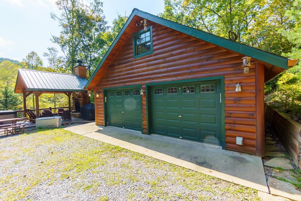 35 Wunder Bear Ridge Morganton, GA 30560 - Photo 19 of 39