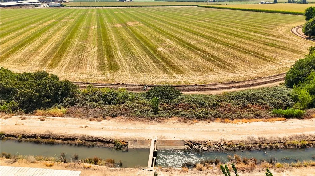 0 Oak Merced, CA 95341 - Photo 13 of 13 a view of swimming pool with a yard and lake view