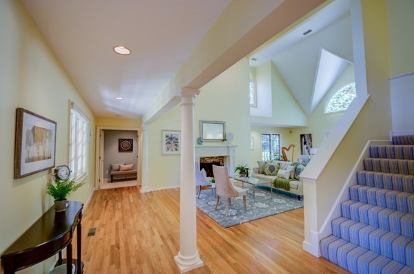 15 Phillips Pond Road Natick, MA 01760 - Photo 5 of 30 Gallery Image 5