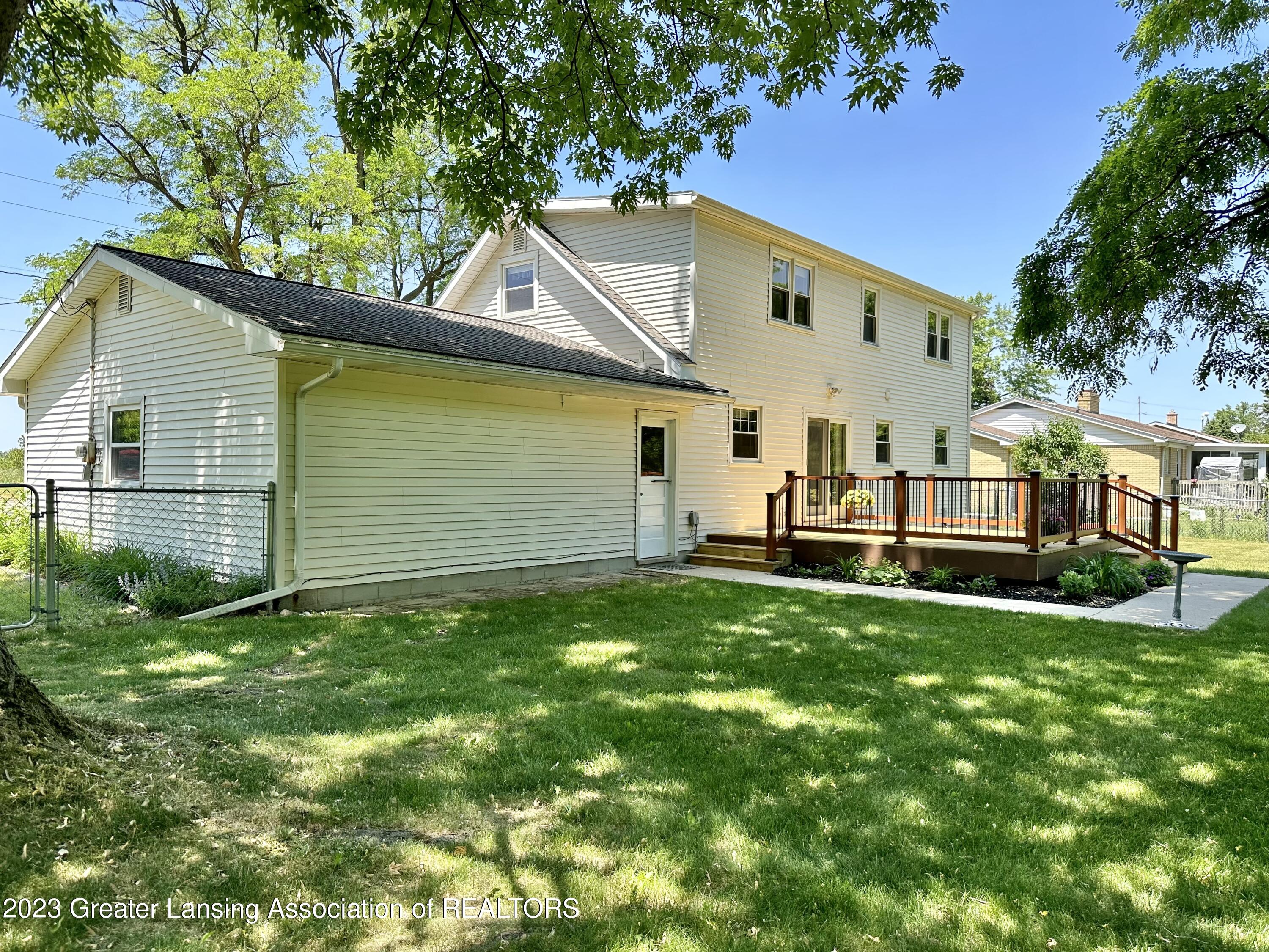 414 North Creyts Road Lansing, MI 48917 - Photo 62 of 80 Back