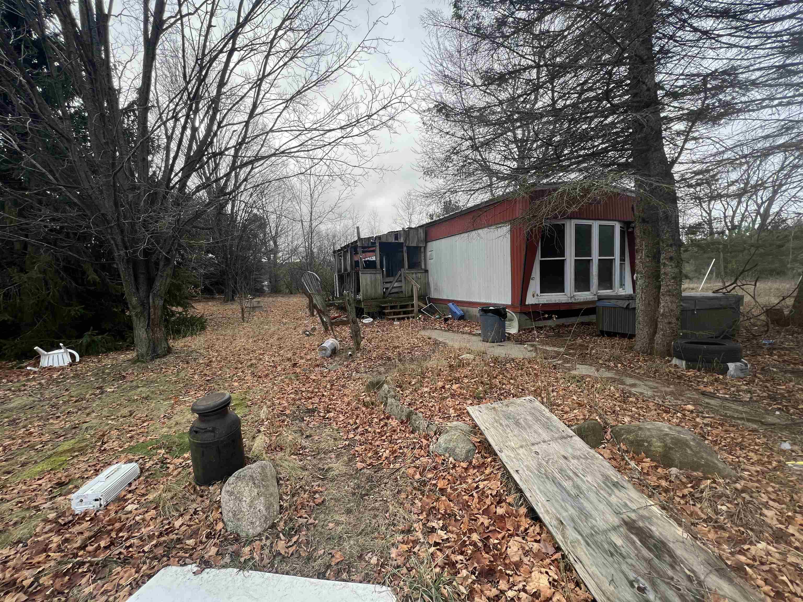 6024 Wallaker Road Benzonia, MI 49616 - Photo 21 of 24