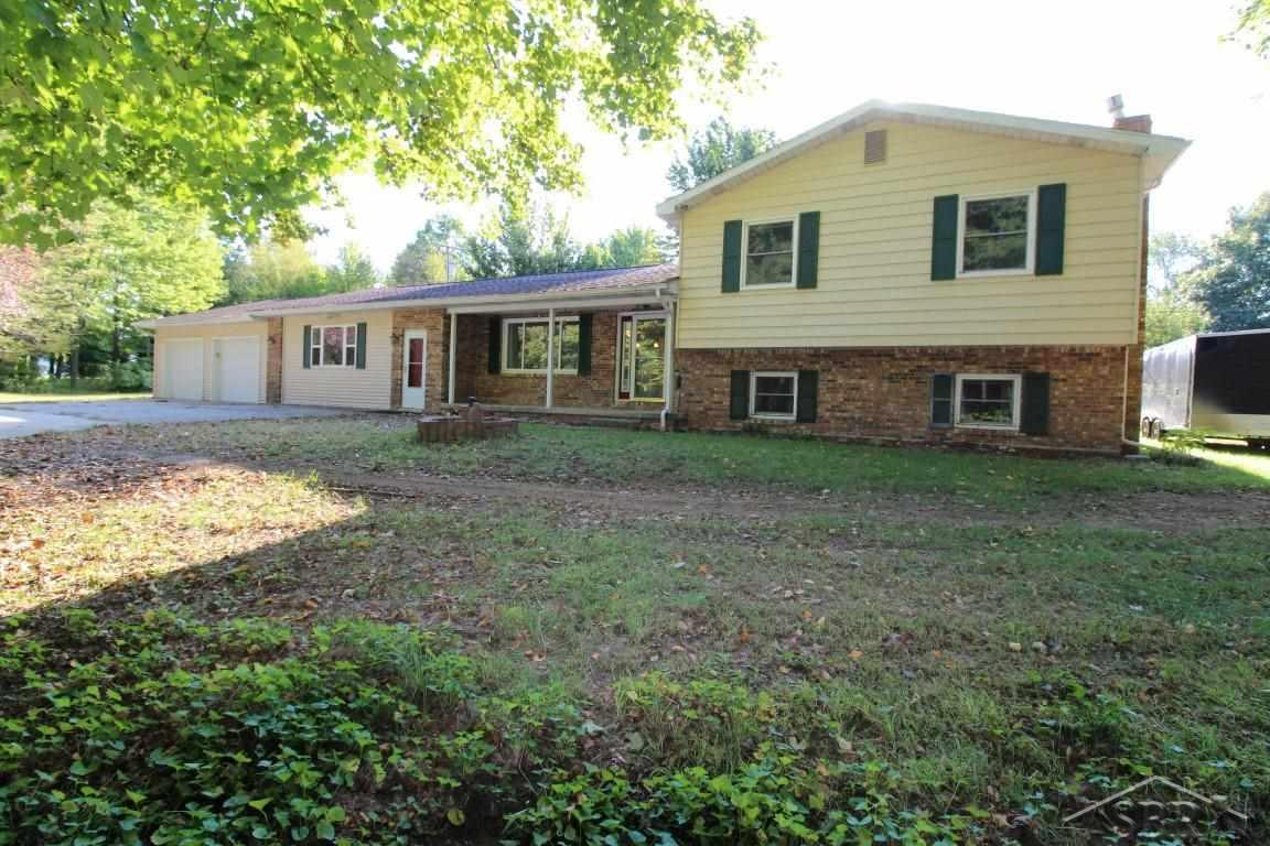 6095 Pinkerton Road Vassar, MI 48768 - Photo 1 of 31 50055518.JPG