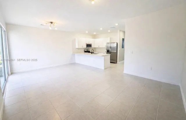 $3,200 | 12841 Southwest 243rd Street, Unit 12841, Homestead, FL 33032