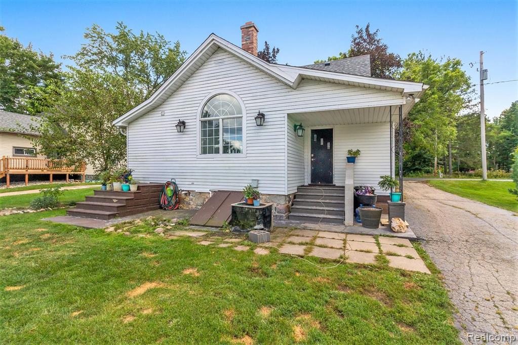 1123 Faussett Road Howell, MI 48855 - Photo 6 of 28