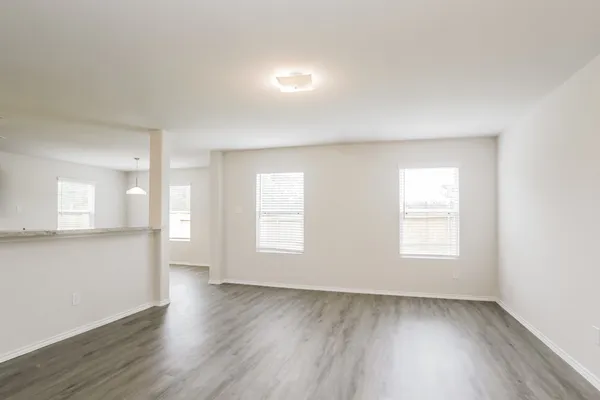 $1,880 | 135 Cooper Creek Lane, Willis, TX 77378