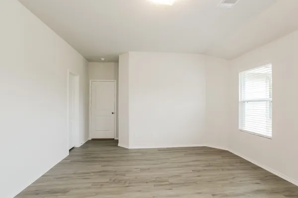 $1,880 | 135 Cooper Creek Lane, Willis, TX 77378