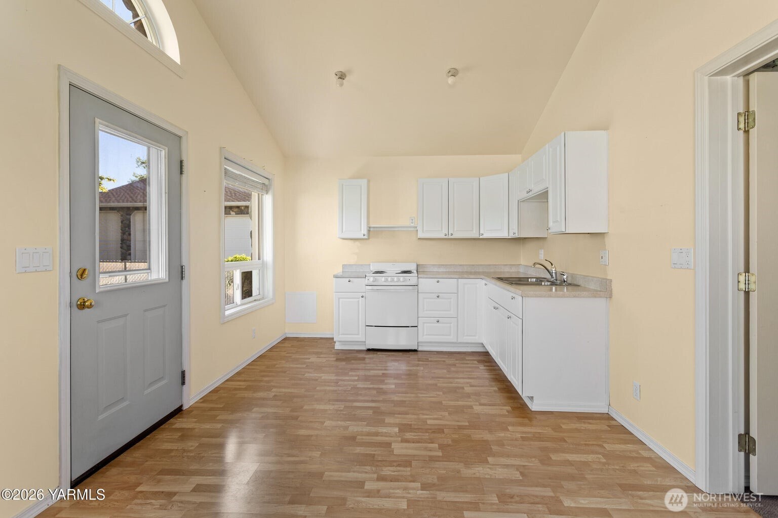 8204 Midvale Road Yakima, WA 98908 - Photo 30 of 40 Gallery Image 30
