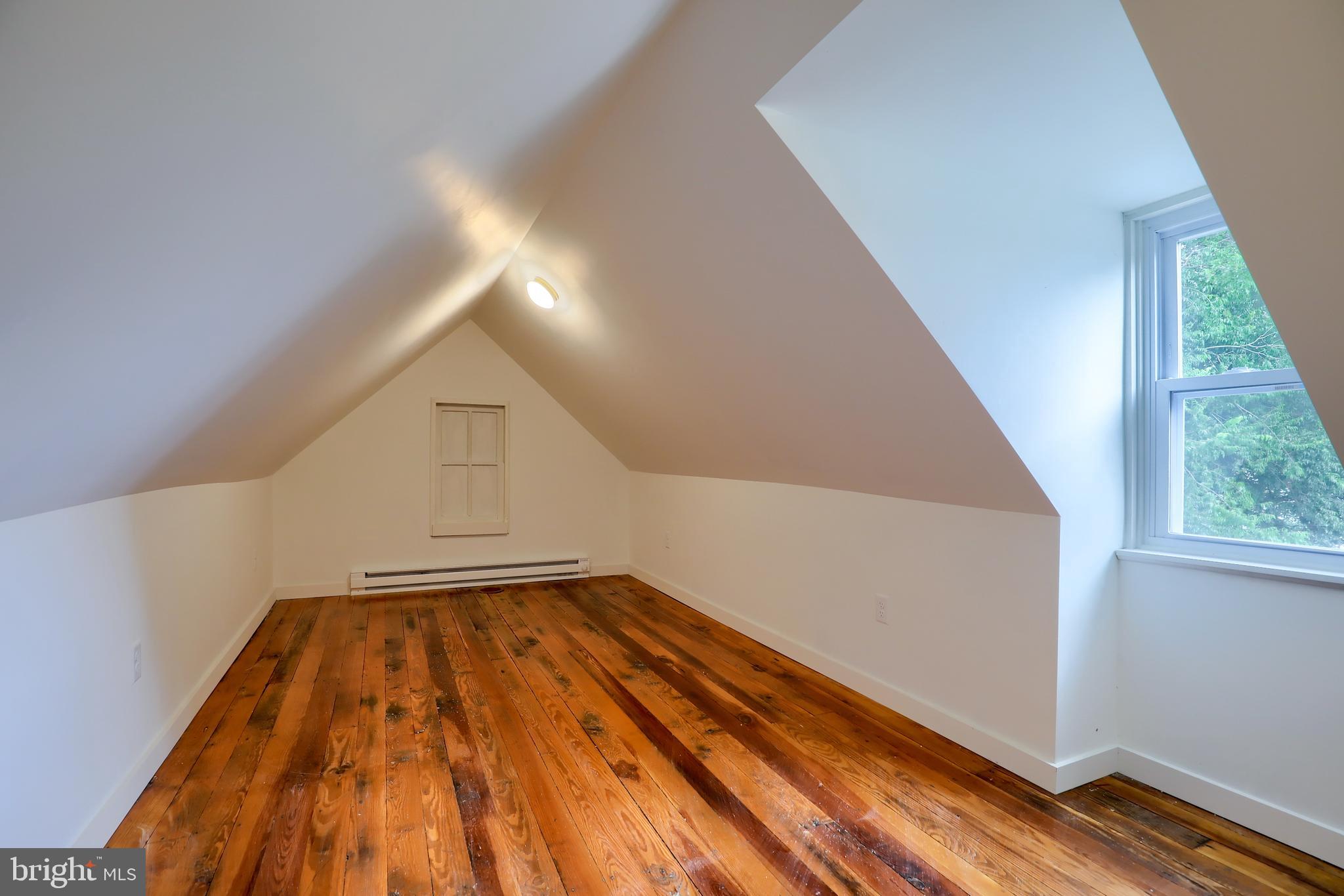 110 West Orange Street Lititz, PA 17543 - Photo 25 of 27 Gallery Image 25