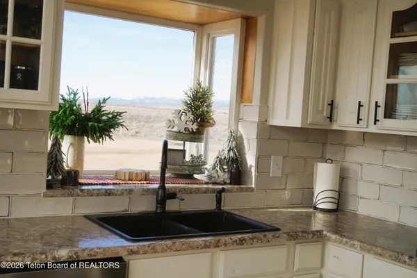 $780,000 | 9508 Hwy 191 Pinedale Wy, Pinedale, WY 82941