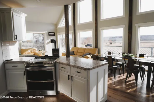 $780,000 | 9508 Hwy 191 Pinedale Wy, Pinedale, WY 82941