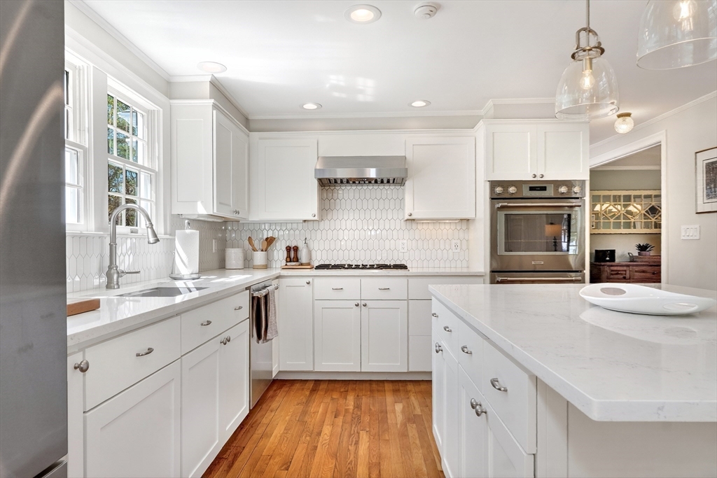 148 Weston Road Lincoln, MA 01773 - Photo 12 of 42