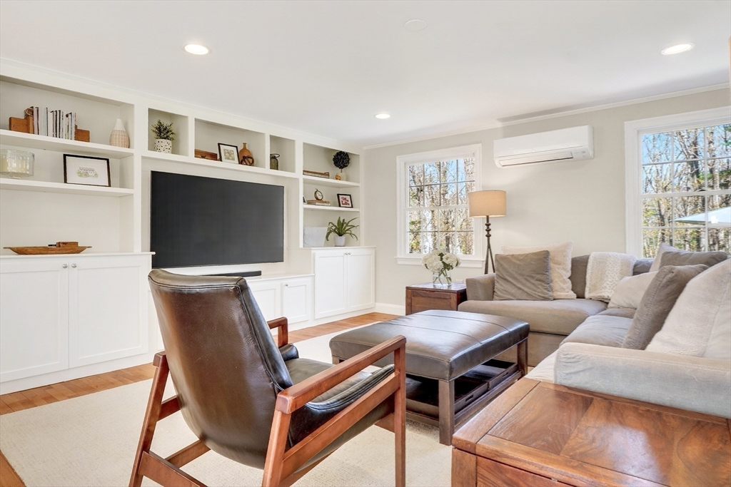 148 Weston Road Lincoln, MA 01773 - Photo 17 of 42